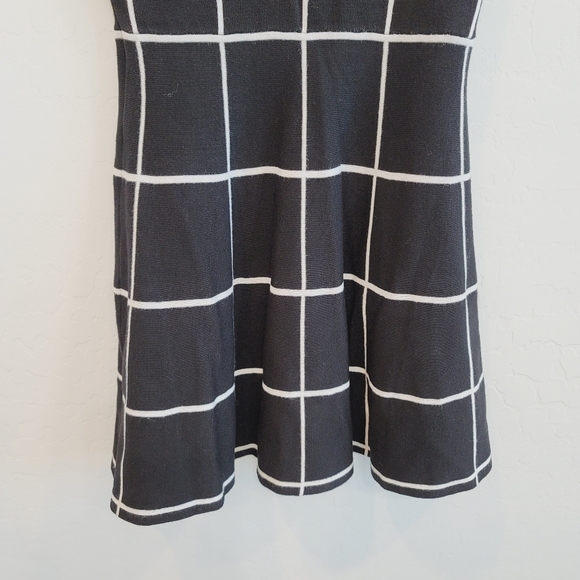💕 My Michelle Girls Black & White Grid Print Dress Girl's Size Medium - Picture 2 of 9